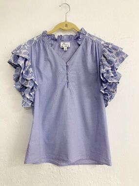 Mira Eyelet Ruffle Flutter Sleeve Popover Top Periwinkle Sz S